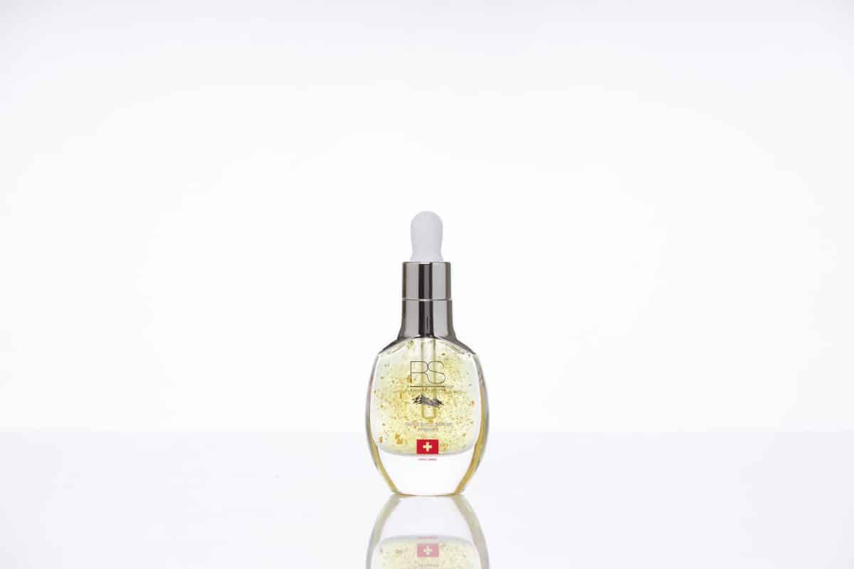 ทองคำบริสุทธิ์ ลดริ้วรอย เผยผิวใส RS Gold Serum Premier